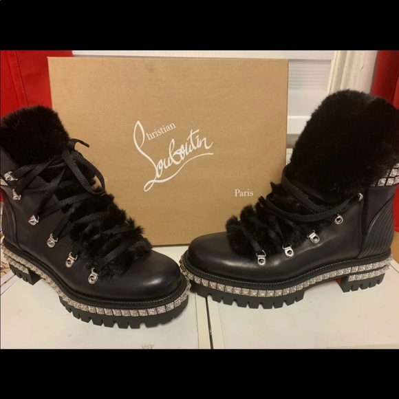 christian louboutin yeti donna